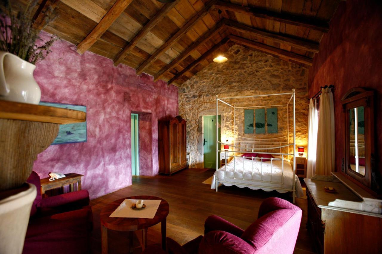 Hotel Village Balatura - Exclusive Veggie Tribalj  ภายนอก รูปภาพ